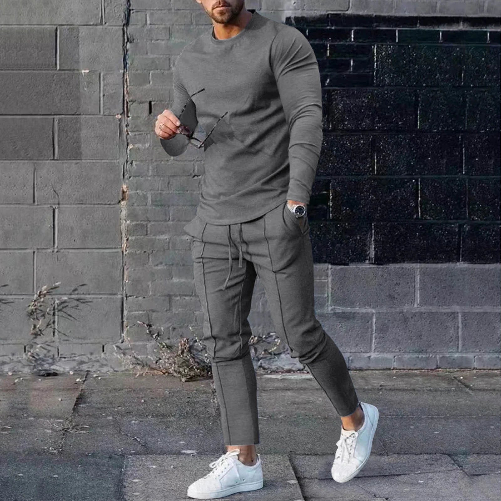 Men's Athletic Tracksuit Set – Fitted T-Shirt & Jogger Pants Two-Piece Sportswear